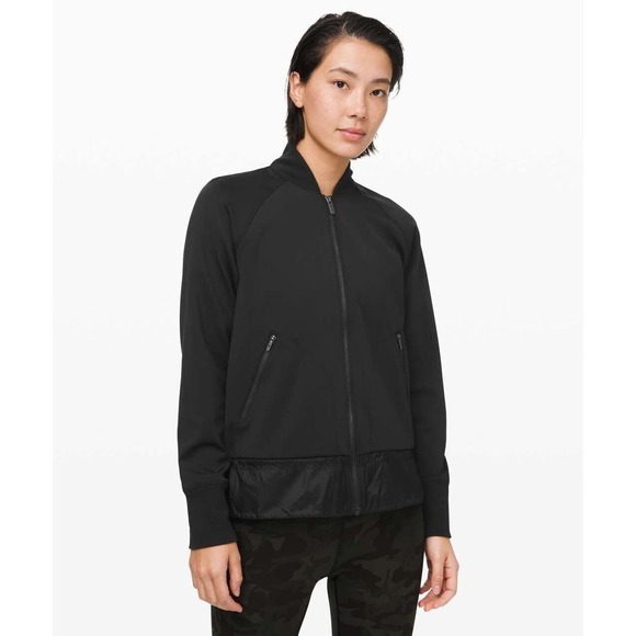 Lululemon Swept Along Bomber Jacket Women’s Black Satin Back Size XS On The Move - Picture 1 of 16